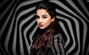 Flawless skin & killer eye makes Vidya Balan the sweet-sexy woman